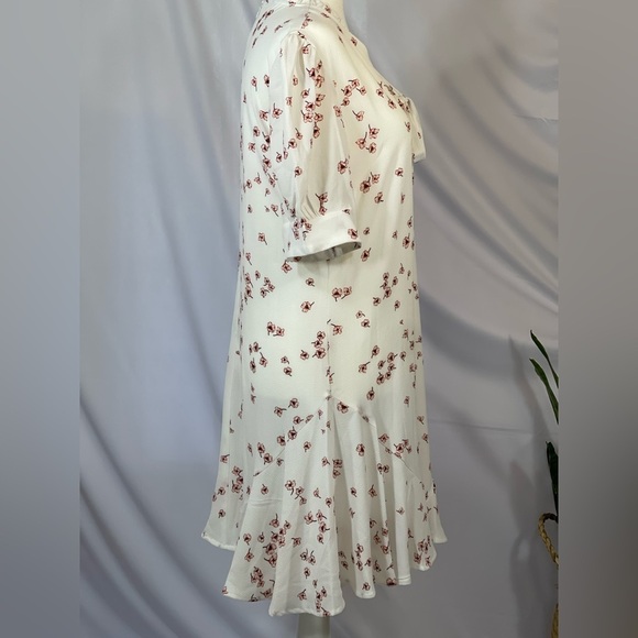 Cece Puff white Sleeve V-neck floral Printed Dress. Women’s size medium - Picture 3 of 11